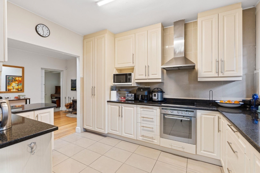 4 Bedroom Property for Sale in Dreyersdal Estate Western Cape